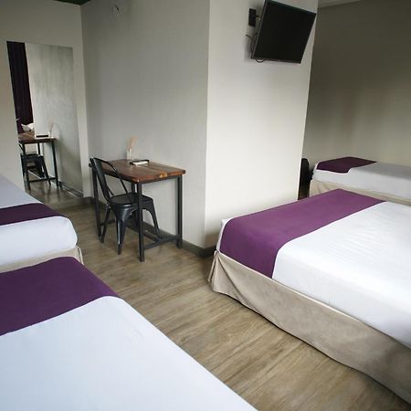 Hotel City Posadas Eksteriør bilde