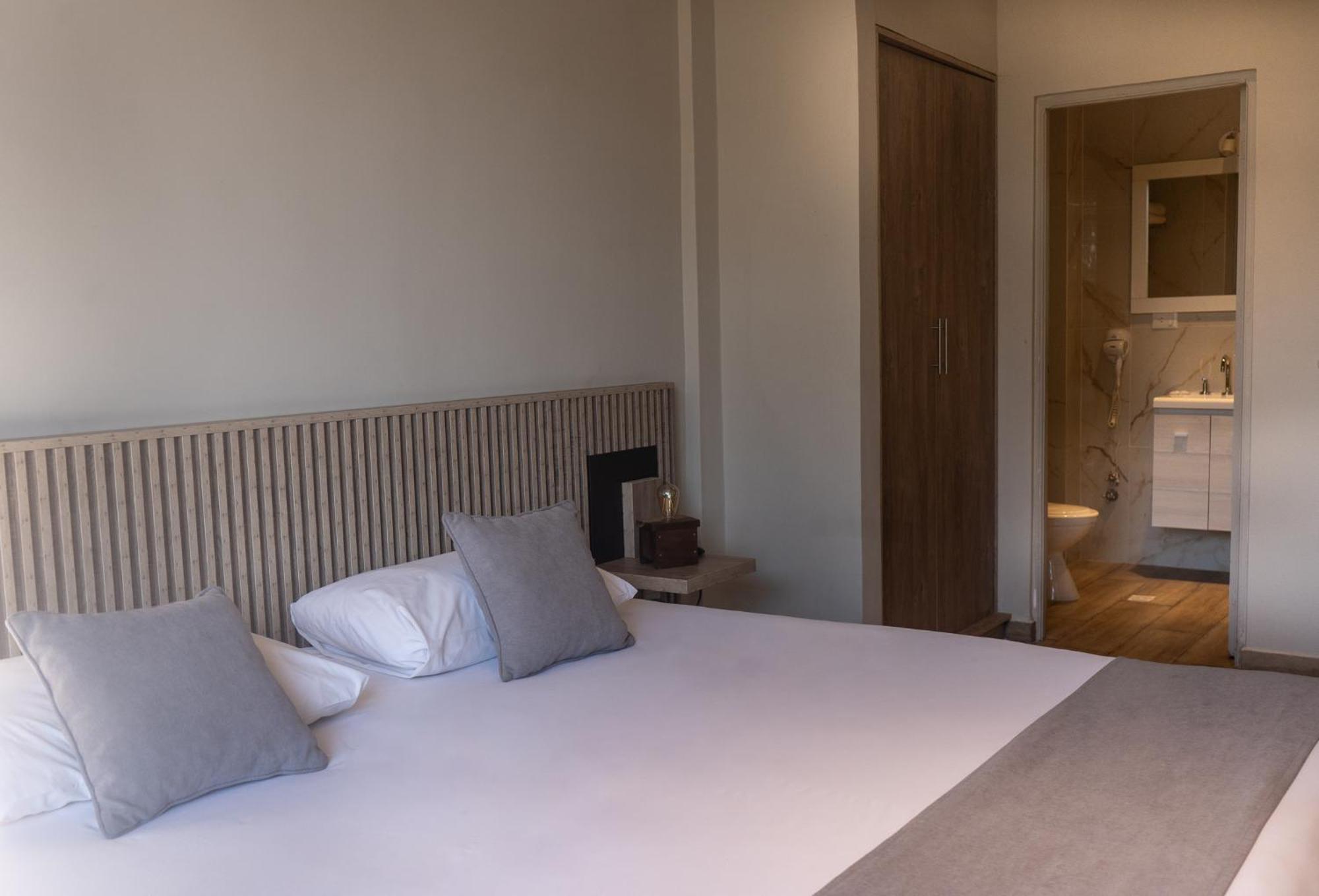 Hotel City Posadas Eksteriør bilde