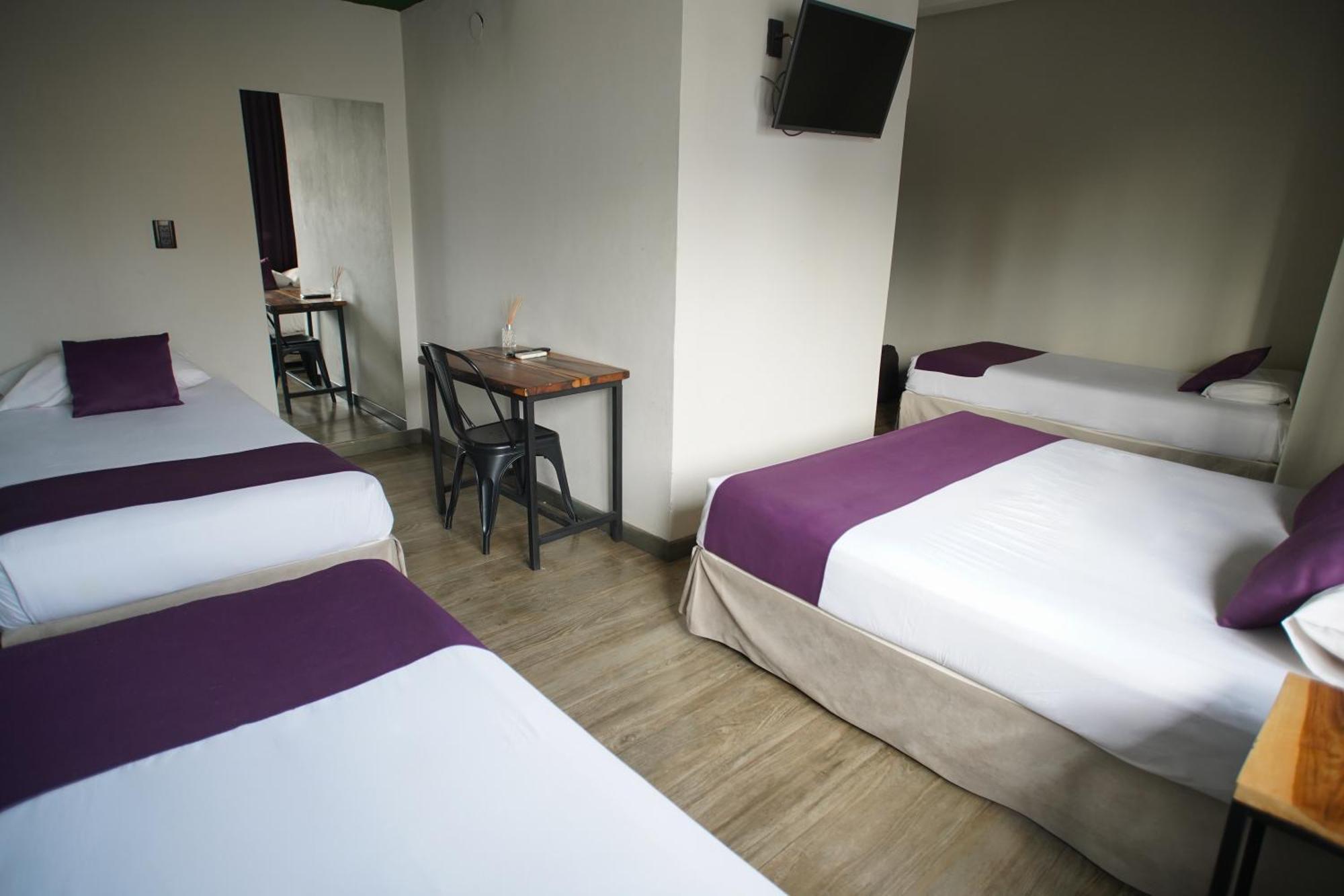 Hotel City Posadas Eksteriør bilde